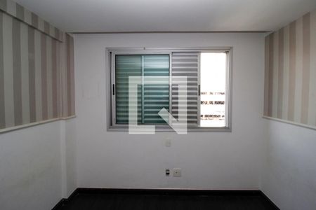 Apartamento para alugar com 122m², 3 quartos e 2 vagasQuarto 2