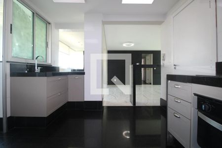 Apartamento para alugar com 122m², 3 quartos e 2 vagasCozinha