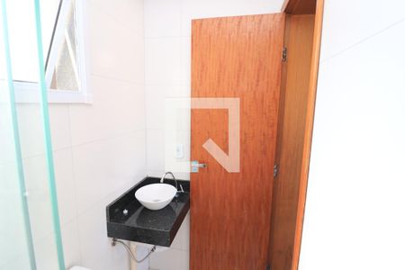 Banheiro de apartamento para alugar com 1 quarto, 30m² em Chácara Santo Antônio (zona Leste), São Paulo