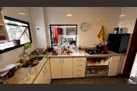 Cozinha de apartamento à venda com 4 quartos, 227m² em Liberdade, Belo Horizonte