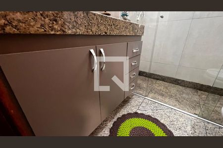 Banheiro de apartamento à venda com 4 quartos, 227m² em Liberdade, Belo Horizonte