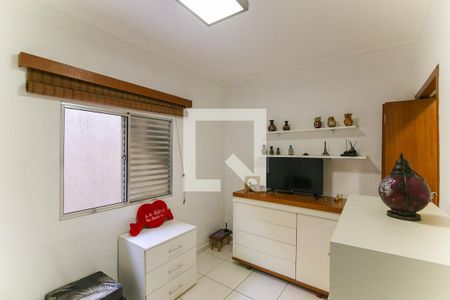 Casa à venda com 137m², 3 quartos e 2 vagas Casa à venda com 137m², 3 quartos e 2 vagasQuarto 1