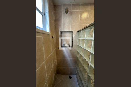 Casa de condomínio à venda com 278m², 4 quartos e 2 vagas Casa de condomínio à venda com 278m², 4 quartos e 2 vagasBanheiro da Suíte 4