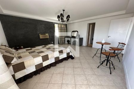 Casa de condomínio à venda com 278m², 4 quartos e 2 vagas Casa de condomínio à venda com 278m², 4 quartos e 2 vagasSuíte 1