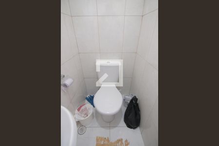 Casa à venda com 294m², 2 quartos e 2 vagasBanheiro