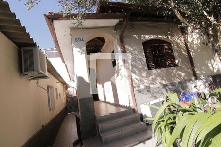 Casa à venda com 294m², 2 quartos e 2 vagasQuintal