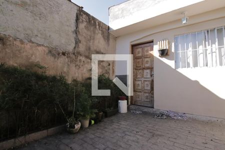 Casa à venda com 294m², 2 quartos e 2 vagasQuintal