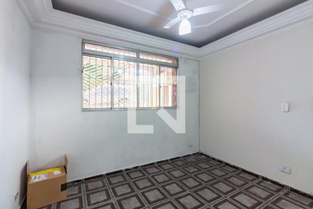 Sala  de casa à venda com 2 quartos, 140m² em Vila Yara, Osasco