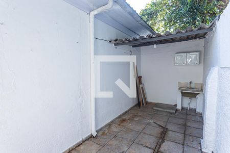 Casa para alugar com 65m², 1 quarto e sem vaga Casa para alugar com 65m², 1 quarto e sem vagaÁrea de serviço e quintal