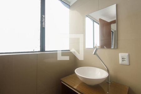 Apartamento à venda com 110m², 2 quartos e 1 vaga Apartamento à venda com 110m², 2 quartos e 1 vagaBanheiro suite