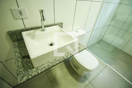 Casa para alugar com 80m², 2 quartos e sem vagaBanheiro