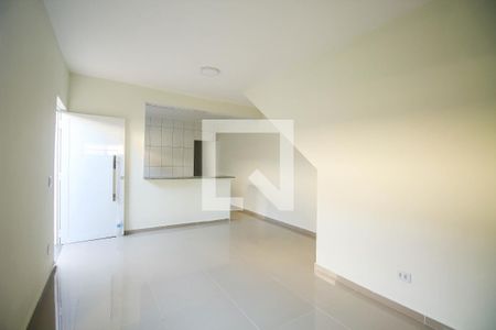 Sala de casa para alugar com 2 quartos, 80m² em Penha de França, São Paulo