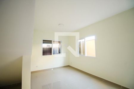 Sala de casa para alugar com 2 quartos, 80m² em Penha de França, São Paulo