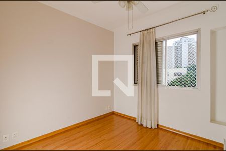 Quarto 1 de apartamento para alugar com 2 quartos, 65m² em Alto de Pinheiros, São Paulo