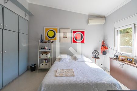 Casa de condomínio à venda com 600m², 3 quartos e 6 vagasSuíte 2