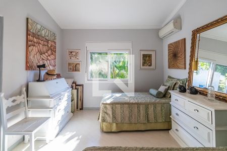 Casa de condomínio à venda com 600m², 3 quartos e 6 vagasSuíte 3