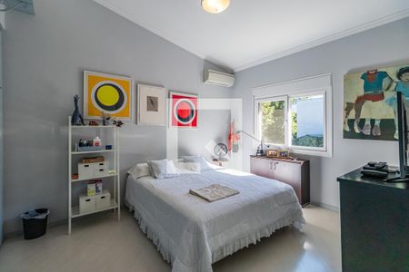 Casa de condomínio à venda com 600m², 3 quartos e 6 vagasSuíte 2