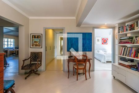 Casa de condomínio à venda com 600m², 3 quartos e 6 vagasHall dos Quartos