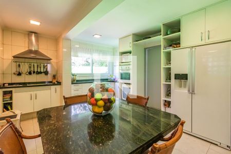 Casa de condomínio à venda com 600m², 3 quartos e 6 vagasCozinha