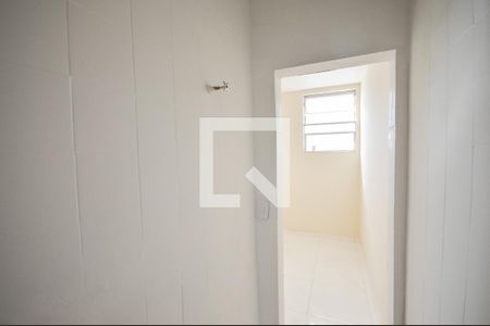 Apartamento à venda com 65m², 2 quartos e 1 vagaBanheiro de Serviço