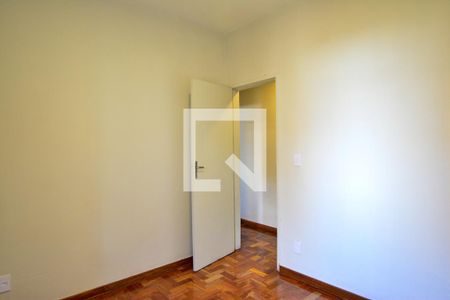 Quarto 1 de apartamento para alugar com 2 quartos, 63m² em Barro Preto, Belo Horizonte