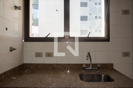 Apartamento à venda com 110m², 3 quartos e 2 vagasCozinha