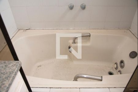 Apartamento à venda com 110m², 3 quartos e 2 vagasBanheiro da Suíte