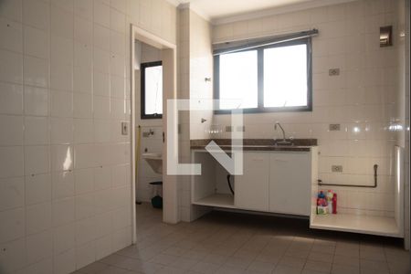 Apartamento à venda com 110m², 3 quartos e 2 vagasCozinha