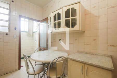 Apartamento à venda com 75m², 2 quartos e sem vaga Apartamento à venda com 75m², 2 quartos e sem vagaCozinha