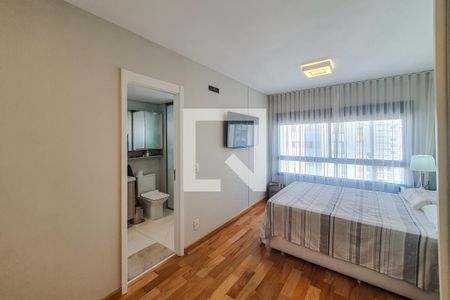 Apartamento à venda com 166m², 4 quartos e 2 vagasquarto 4 Suite