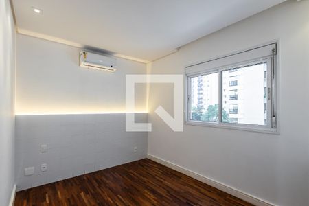 Apartamento para alugar com 115m², 2 quartos e 2 vagasSuíte