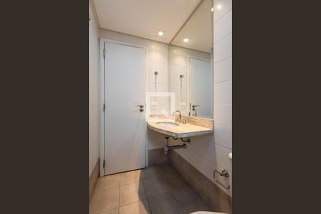 Apartamento para alugar com 115m², 2 quartos e 2 vagasBanheiro