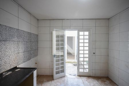 Casa à venda com 125m², 4 quartos e 2 vagas Casa à venda com 125m², 4 quartos e 2 vagasCozinha