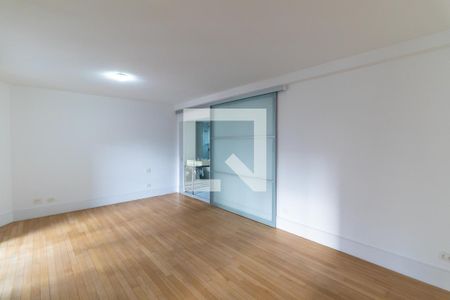 Apartamento à venda com 150m², 2 quartos e 3 vagasSuíte 2