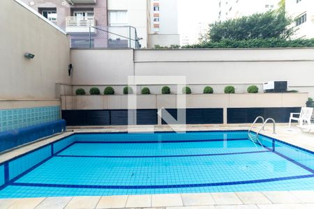 Apartamento à venda com 150m², 2 quartos e 3 vagasPiscina