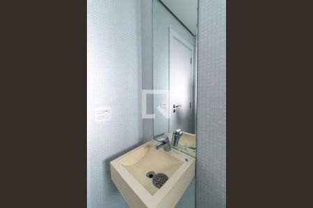 Apartamento à venda com 150m², 2 quartos e 3 vagasBanheiro da Suíte 1