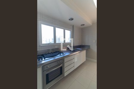 Apartamento à venda com 150m², 2 quartos e 3 vagasCozinha