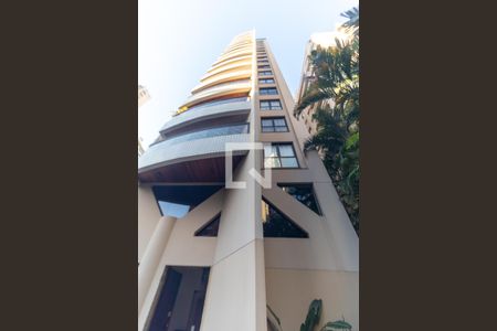 Apartamento à venda com 150m², 2 quartos e 3 vagasFachada