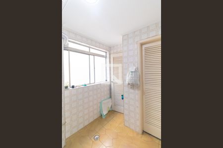 Apartamento à venda com 80m², 2 quartos e 1 vagaÁrea de Serviço