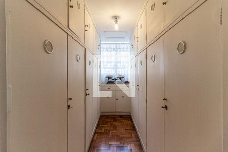 Apartamento para alugar com 400m², 4 quartos e 3 vagasCorredor 2