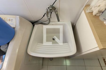 Casa à venda com 100m², 2 quartos e 1 vaga Casa à venda com 100m², 2 quartos e 1 vagaDetalhe da area de serviço