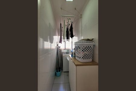 Casa à venda com 100m², 2 quartos e 1 vaga Casa à venda com 100m², 2 quartos e 1 vagaÁrea de Serviço