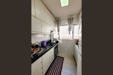 Casa à venda com 100m², 2 quartos e 1 vaga Casa à venda com 100m², 2 quartos e 1 vagaCozinha
