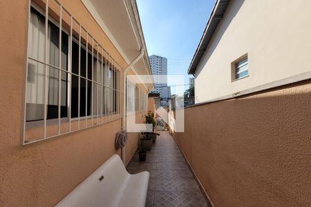 Casa à venda com 100m², 2 quartos e 1 vaga Casa à venda com 100m², 2 quartos e 1 vagaQuintal