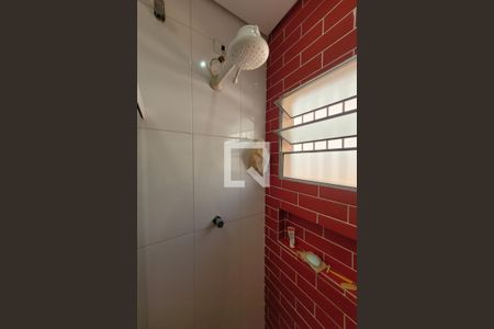 Casa à venda com 100m², 2 quartos e 1 vaga Casa à venda com 100m², 2 quartos e 1 vagaBanheiro Social