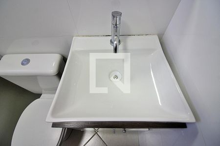 Apartamento à venda com 56m², 2 quartos e 1 vagaBanheiro Social