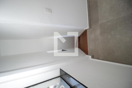 Casa à venda com 280m², 3 quartos e 2 vagasEscada