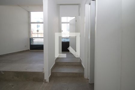 Casa à venda com 280m², 3 quartos e 2 vagasEscada Quarto 2