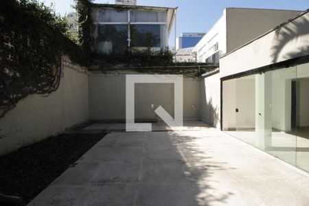 Casa à venda com 280m², 3 quartos e 2 vagasJardim