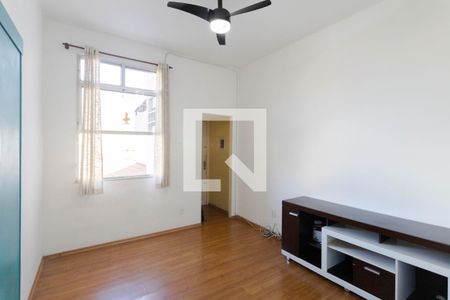 Apartamento à venda com 31m², 1 quarto e sem vaga Apartamento à venda com 31m², 1 quarto e sem vagaSala